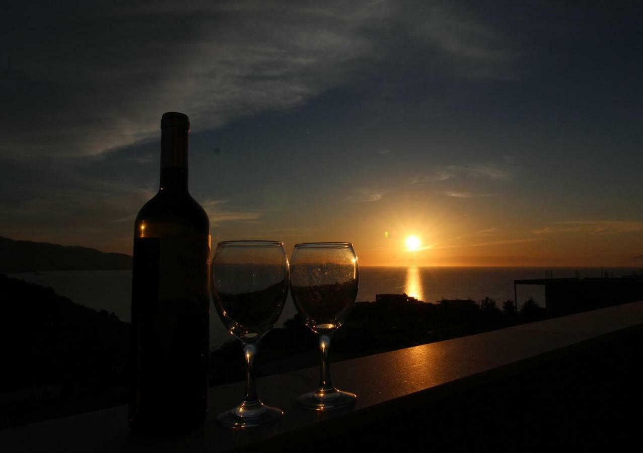 Le Gjero Luxury Villa Ksamil Bagian luar foto